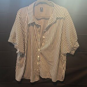 SHEIN Monochrome Striped Shirt